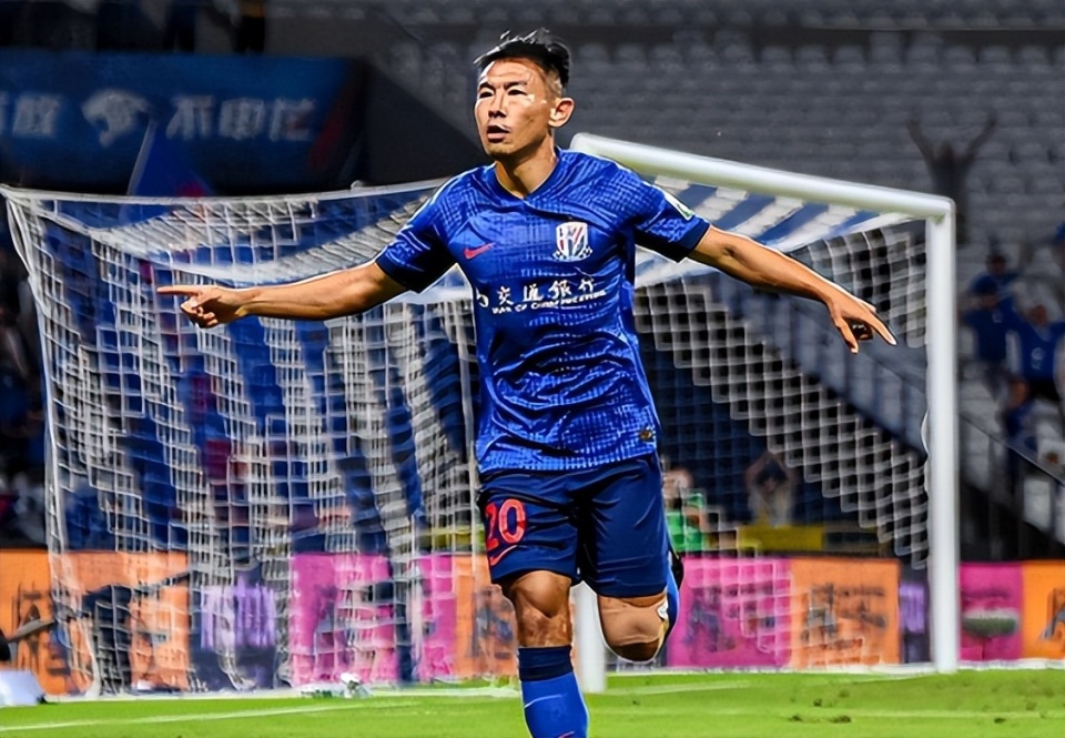 落后榜首成