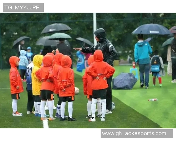 全球男足球星的孩子们现状揭秘他们的生活与梦想